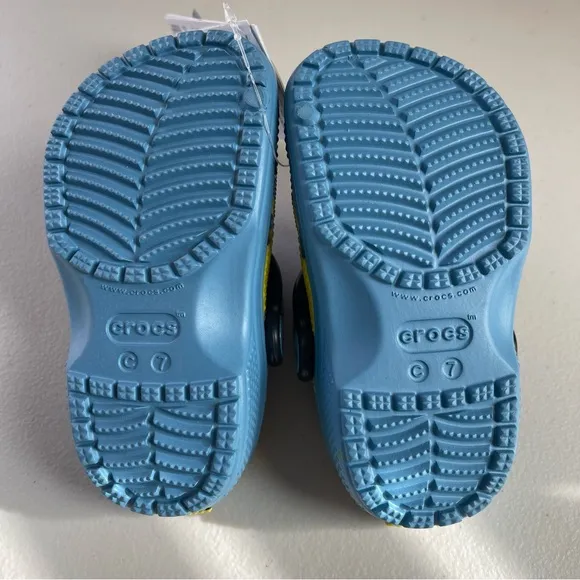 🆕 CROCS Minions Classic Clog Despicable Me Kids/Toddler 7 Blue Yellow NWT