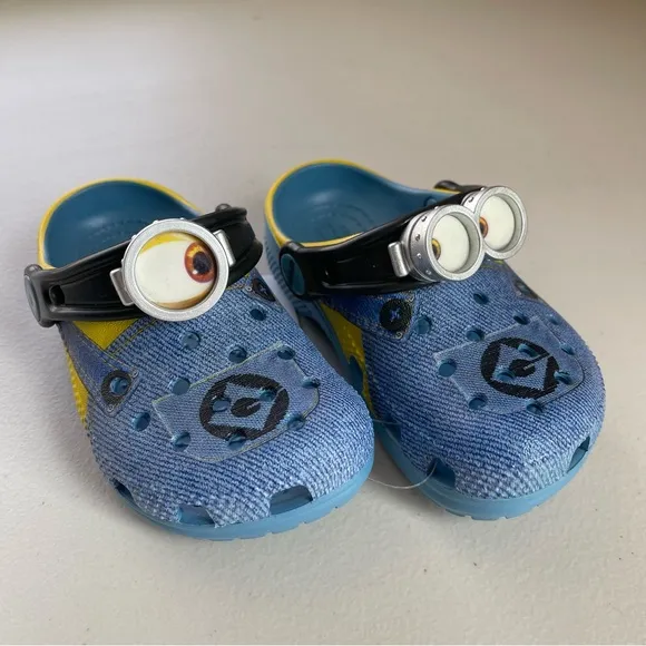 🆕 CROCS Minions Classic Clog Despicable Me Kids/Toddler 7 Blue Yellow NWT