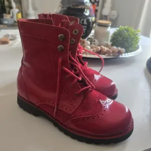❤️ UGG s unique 👧 beautiful boots