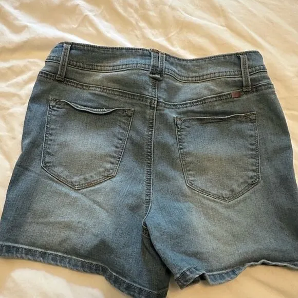 1822 Denim Lani Heritage High Rise Rolled Shorts