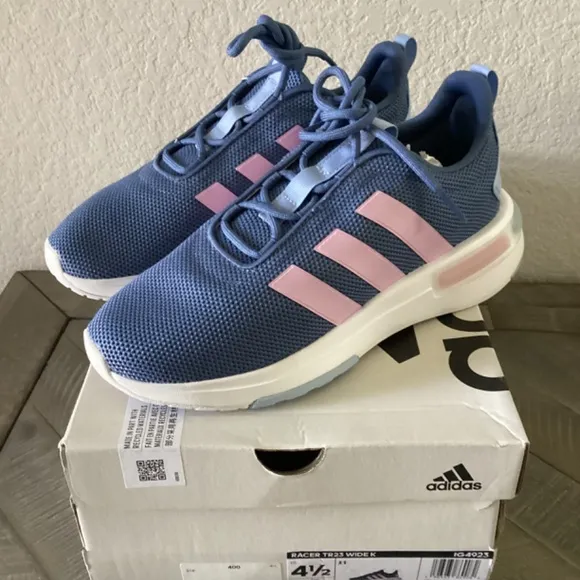 ADIDAS Big Girls Racer TR23 Wide Running Sneakers, size 4.5