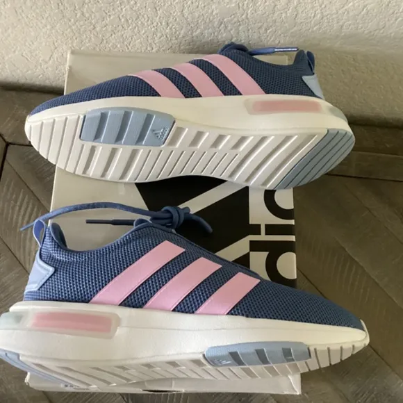 ADIDAS Big Girls Racer TR23 Wide Running Sneakers, size 4.5