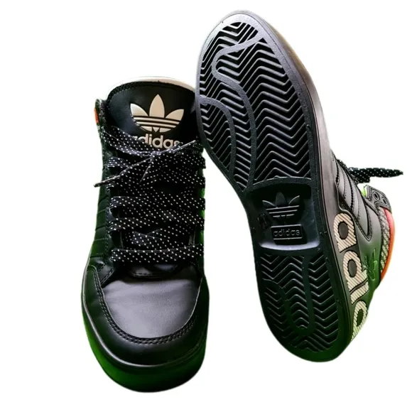 ADIDAS HARD COURT HI YOUTH SNEAKERS