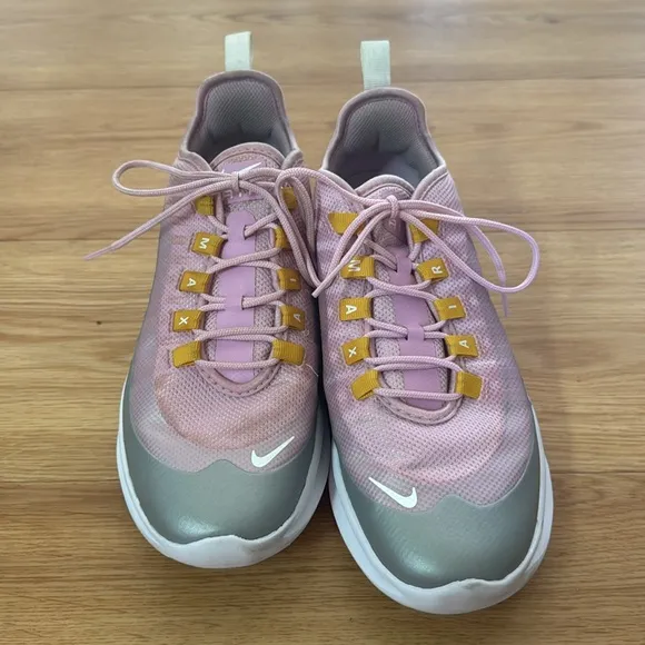 Air Max Youth Womens Axis GS 'Arctic Pink Particle Grey 7Y 8.5 Sneakers Athletic