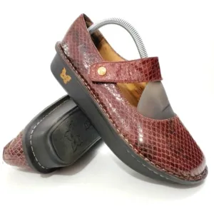 Alegria Paloma Brown Embossed Leather Mary Jane Clogs (35)