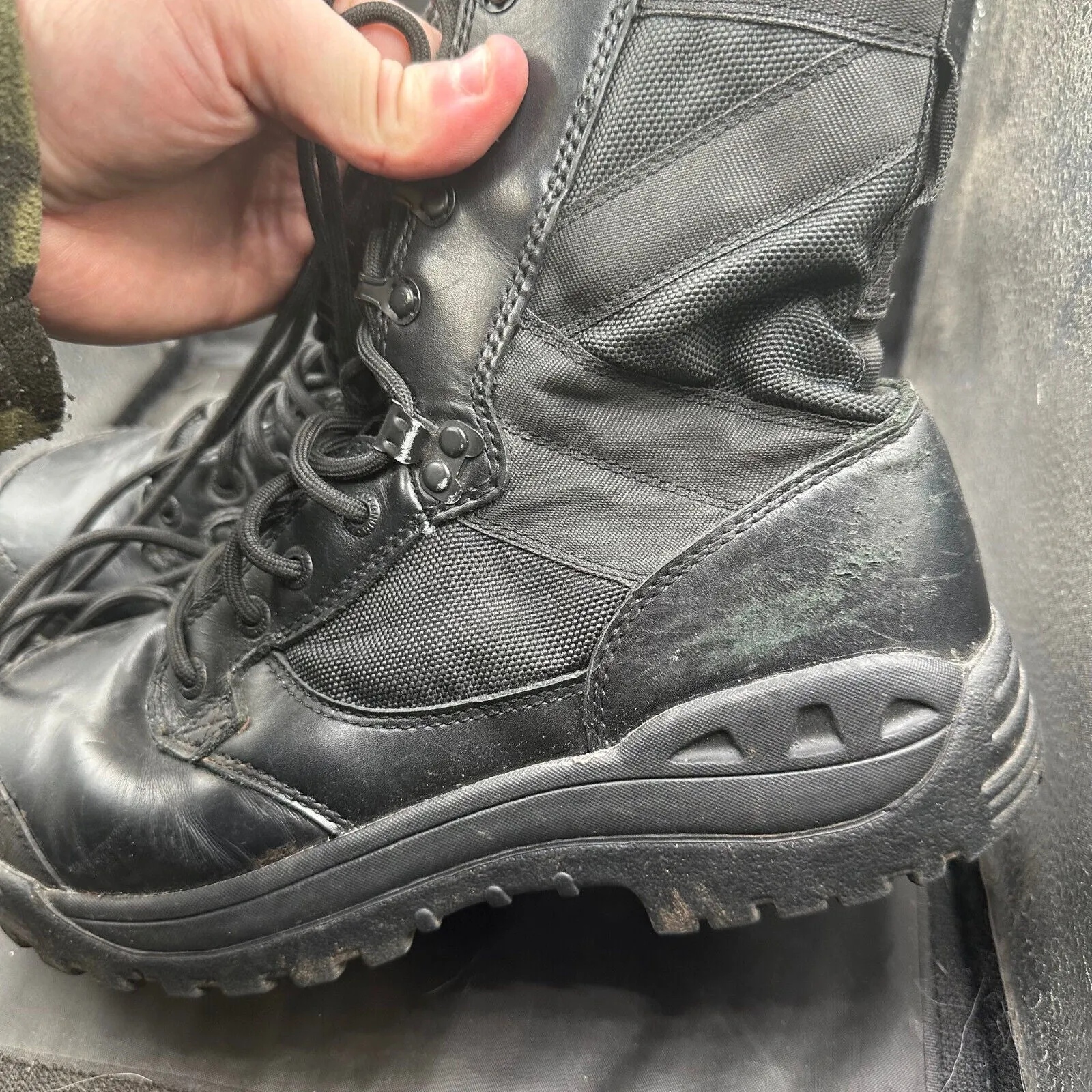 Army Black Leather High Top Magnum Combat Boots - Size EU 43 - UK 9L