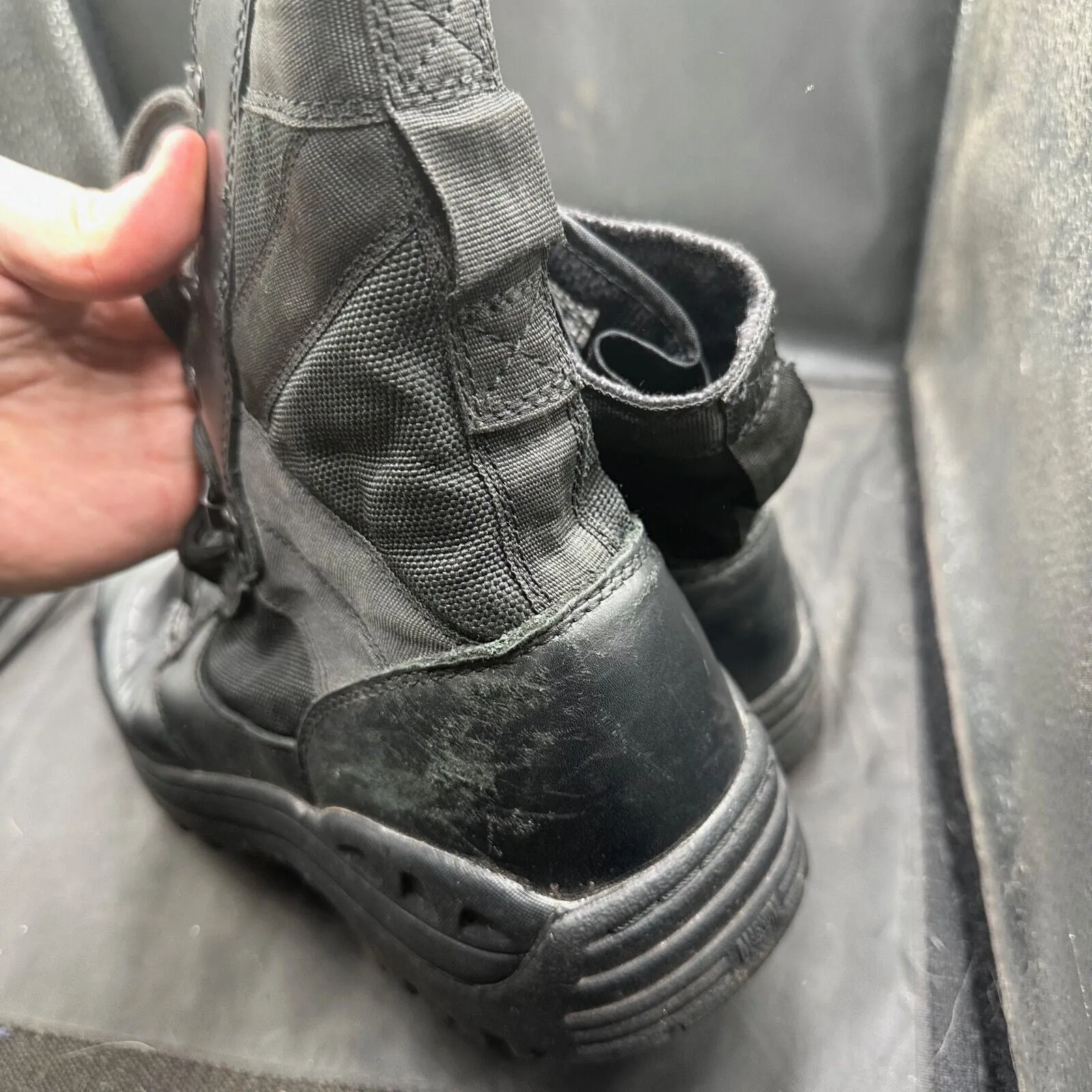 Army Black Leather High Top Magnum Combat Boots - Size EU 43 - UK 9L