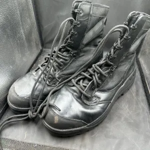 Army Black Leather High Top Magnum Combat Boots - Size EU 43 - UK 9L