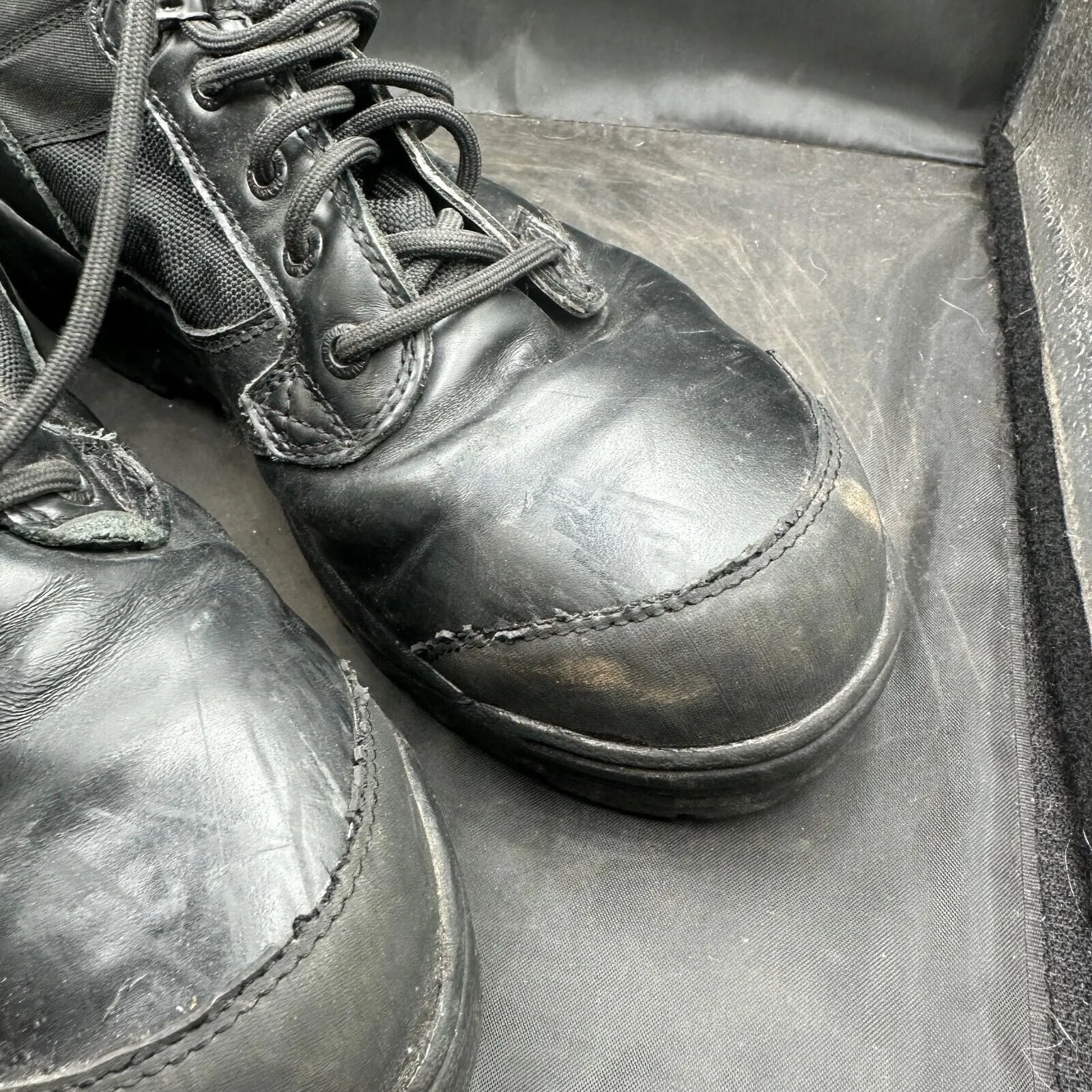 Army Black Leather High Top Magnum Combat Boots - Size EU 43 - UK 9L