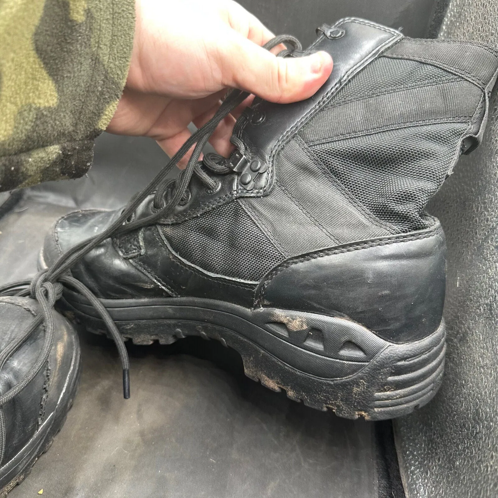 Army Black Leather High Top Magnum Combat Boots - Size EU 43 - UK 9L
