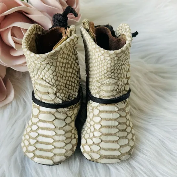 Baby FreeBird Coal White Snake Boots