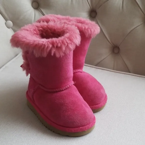 Baby ugg boots size 6