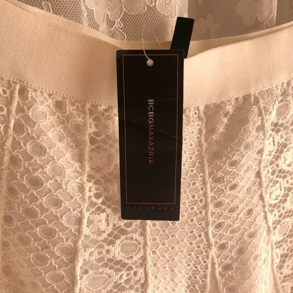 BCBGMaxAzria * NWT White Lace Mini Skirt