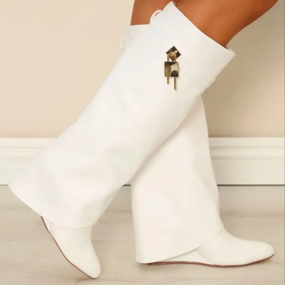 Big City Dreams Boots - White