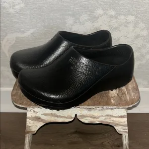 Birkenstock Professional Waterproof Clog Size 37 (6.5 -7 in Women's)