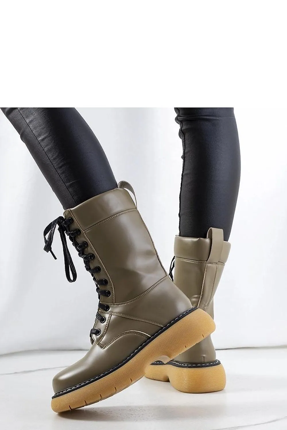 Boots Solea