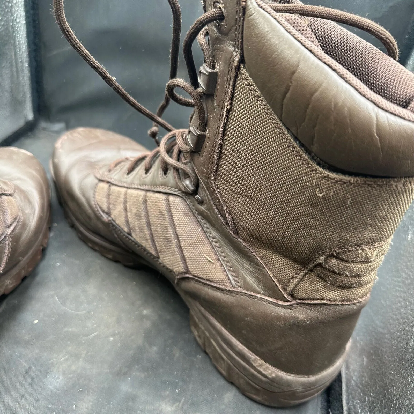 British Army Brown Leather High Top Combat Boots - Size EU 46 - UK 11M