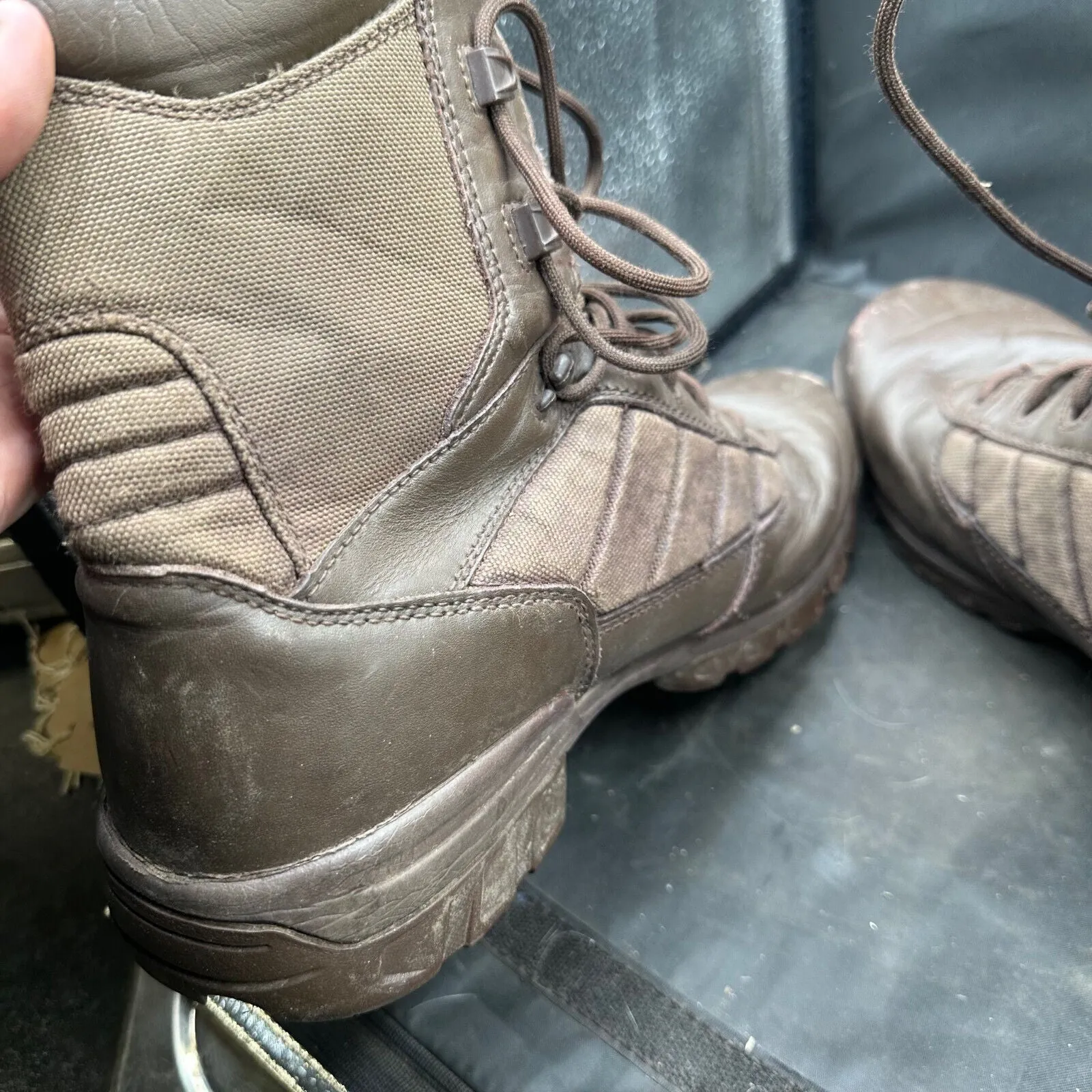 British Army Brown Leather High Top Combat Boots - Size EU 46 - UK 11M