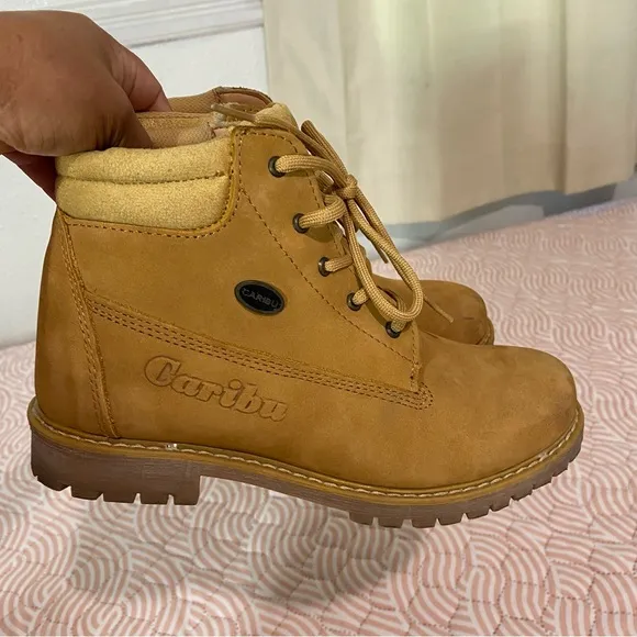 Cariba boots SIZE 7.5