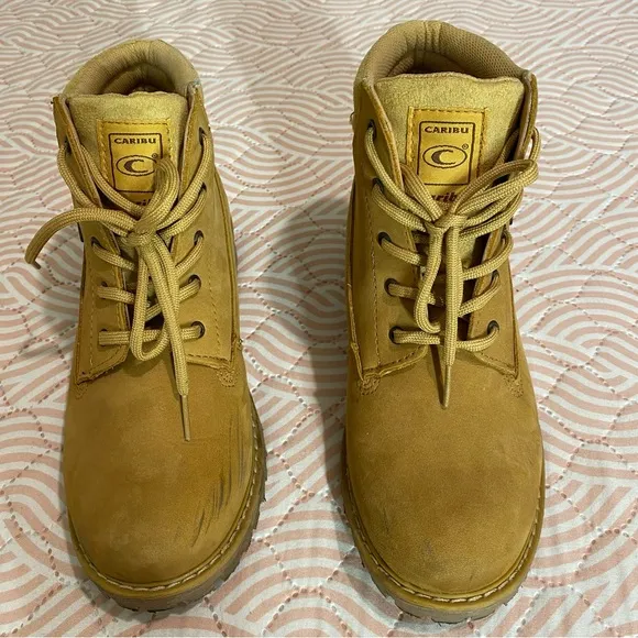 Cariba boots SIZE 7.5