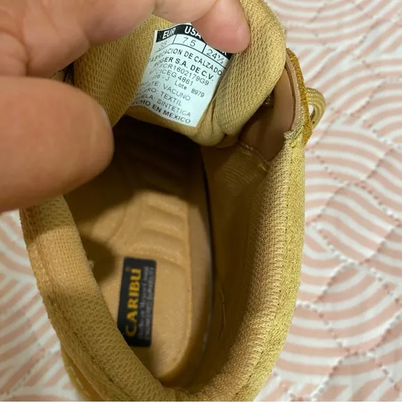 Cariba boots SIZE 7.5