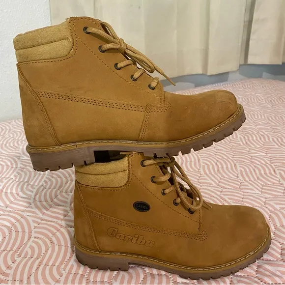 Cariba boots SIZE 7.5