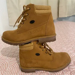 Cariba boots SIZE 7.5