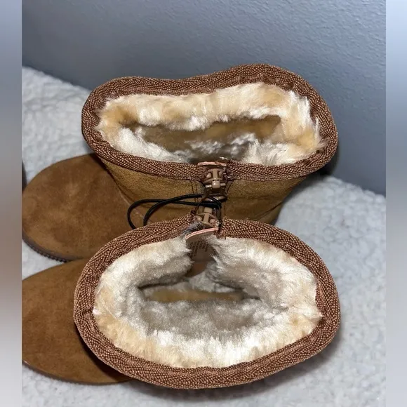 CAT &amp; JACK BOOTS SIZE 9, 2 PAIRS