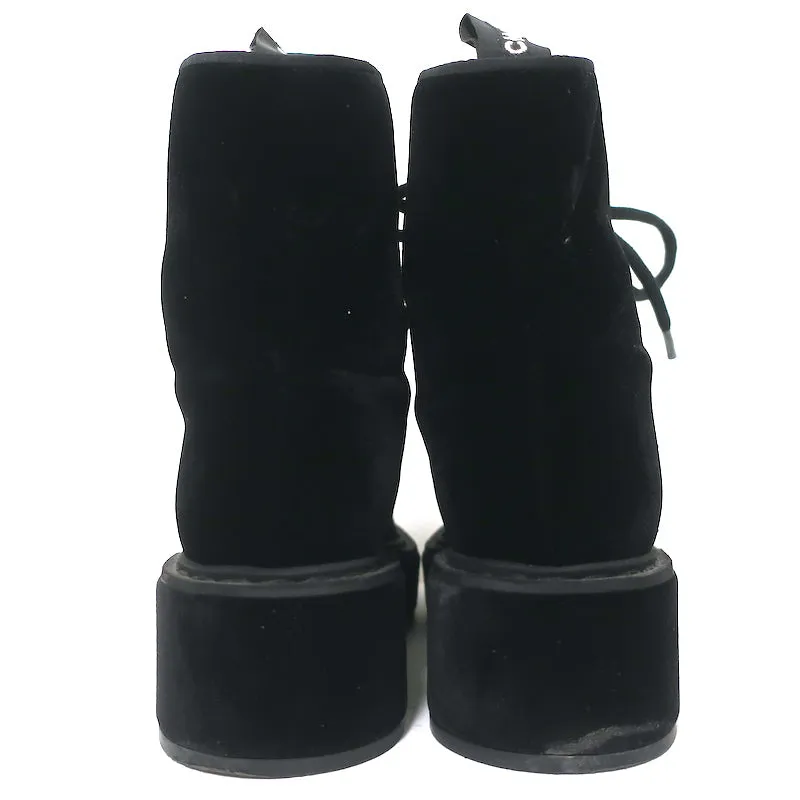 Chanel 17B CC Cap Toe Combat Boots Black Velvet Size 37.5 Lace-Up Ankle Boots