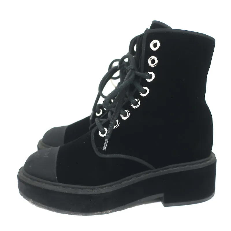 Chanel 17B CC Cap Toe Combat Boots Black Velvet Size 37.5 Lace-Up Ankle Boots