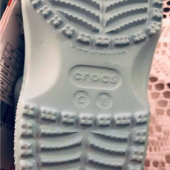 CROCS KIDS CLASSIC GLOW BLUE SIZE C8