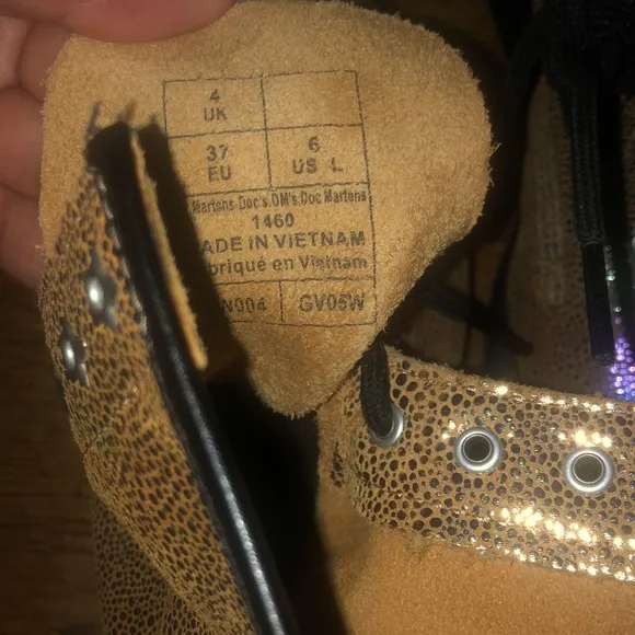 Doc martens boots size 4