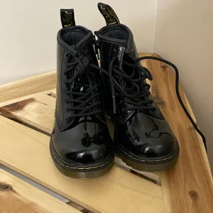 Dr. Marten Toddler Boots, Size 8US
