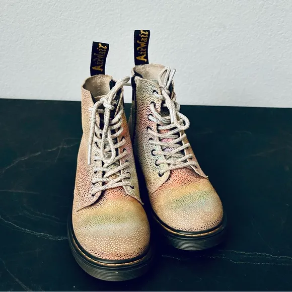 Dr martens airwait  boots