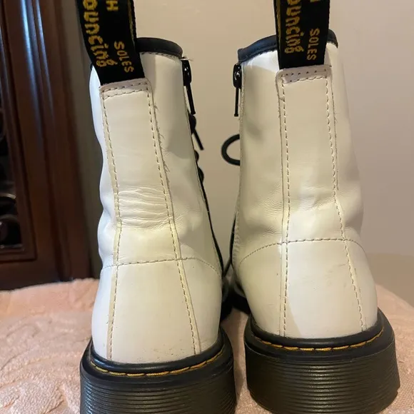 Dr. Martens Big Girl Boots- White size6 us L