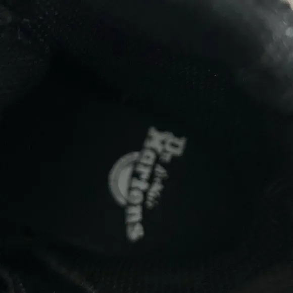 DR Martens  Combs J Kids Boots New without tags Black 11