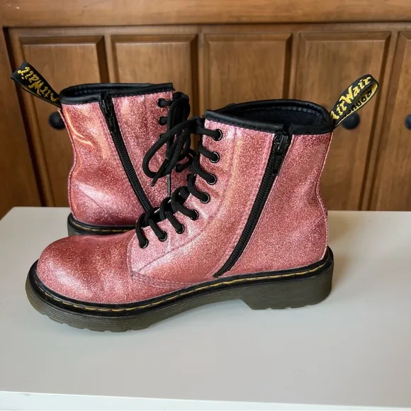 Dr. Martens Girls Delaney 1460 Pink Glitter Lace‎ Up Combat Boots Size 3 Youth