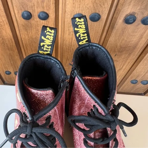 Dr. Martens Girls Delaney 1460 Pink Glitter Lace‎ Up Combat Boots Size 3 Youth