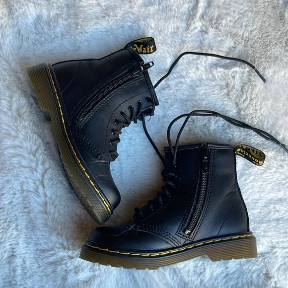 Dr Martens kids boots size 9