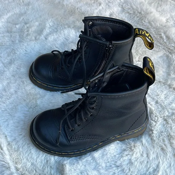Dr Martens kids boots size 9