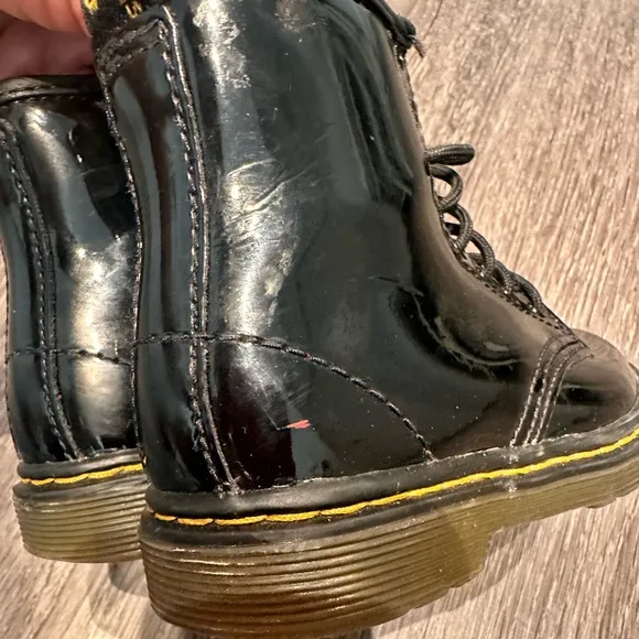 Dr. Martens toddlers black patent leather boots 🖤