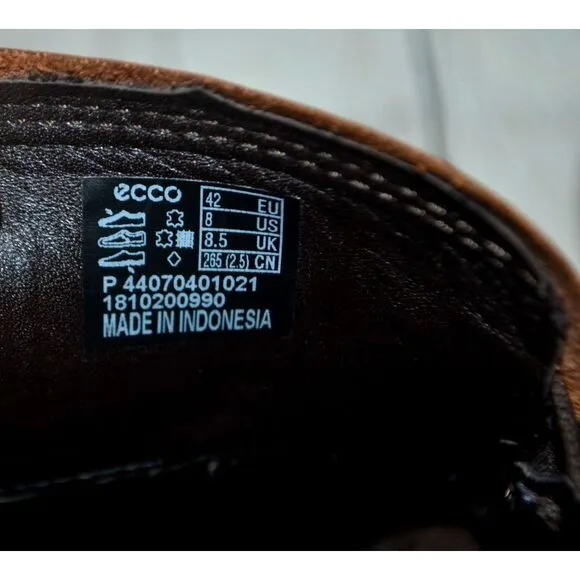 ECCO Men's Leather Slip-On Moccasin Loafers / Shoes SIZE 8 Brown