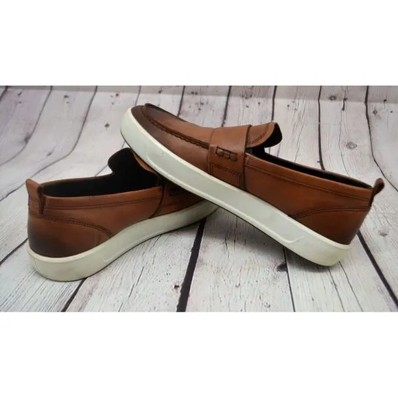 ECCO Men's Leather Slip-On Moccasin Loafers / Shoes SIZE 8 Brown