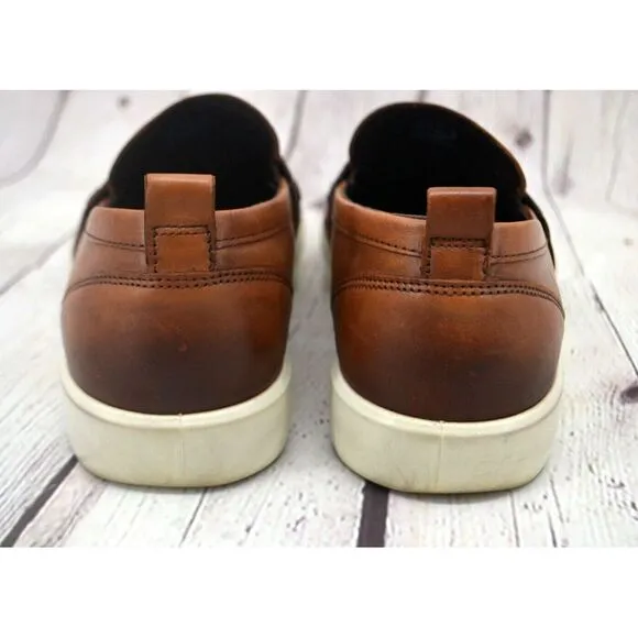 ECCO Men's Leather Slip-On Moccasin Loafers / Shoes SIZE 8 Brown