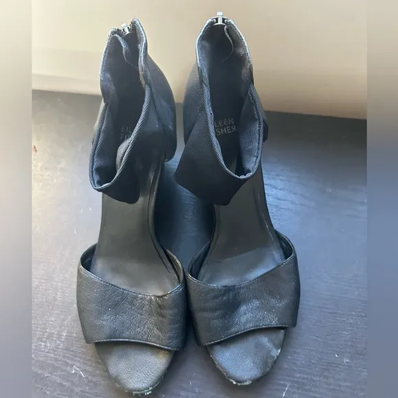 Eileen Fisher Corona Sandals Black Leather Ankle Strap Zip Wedge Peep