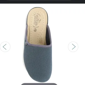 Fly Flot Lightweight Slip-On Clogs NWT