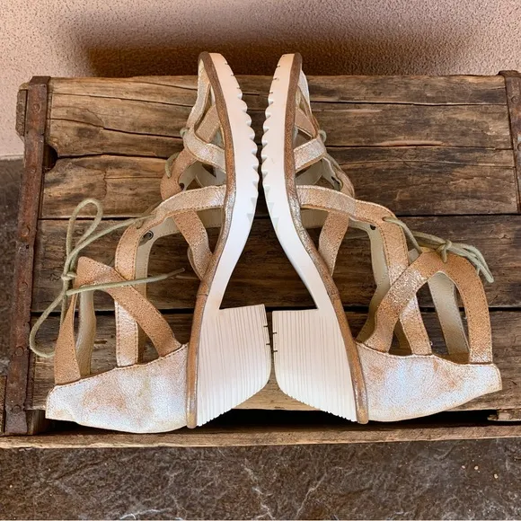 Fly London Want Gladiator Sandals