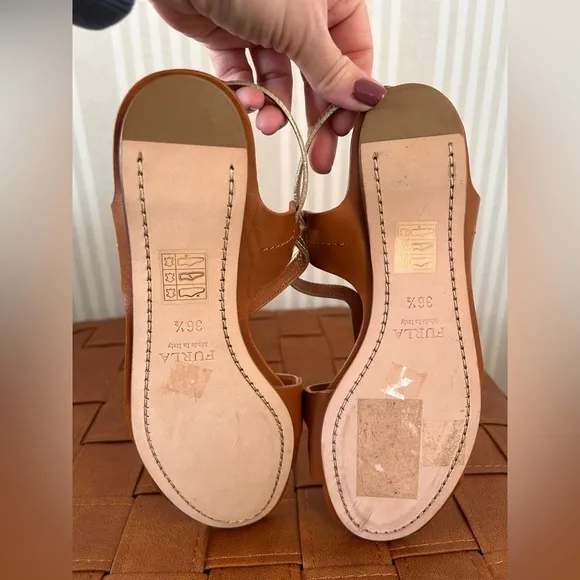 Furla Carmen Vittello Sandals Color Oro Women’s Size 36.5 (US 6) Italy