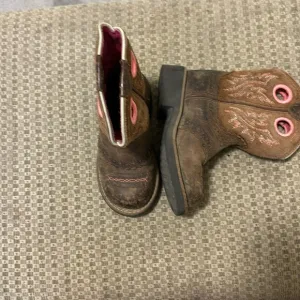 ☘️Girls Ariat boots