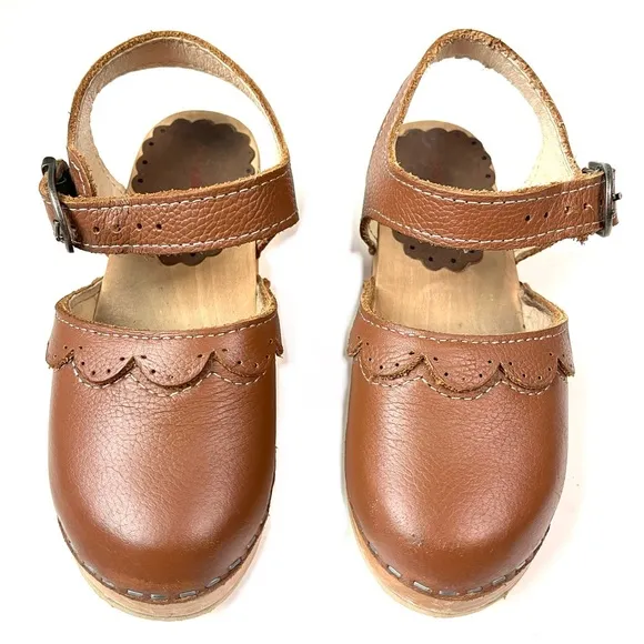 Hanna Andersson Handmade Mary Jane Leather Wood Sole Clogs